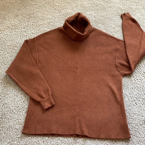 Free People Sweaters - Free People burnt sienna cowl neck sweater